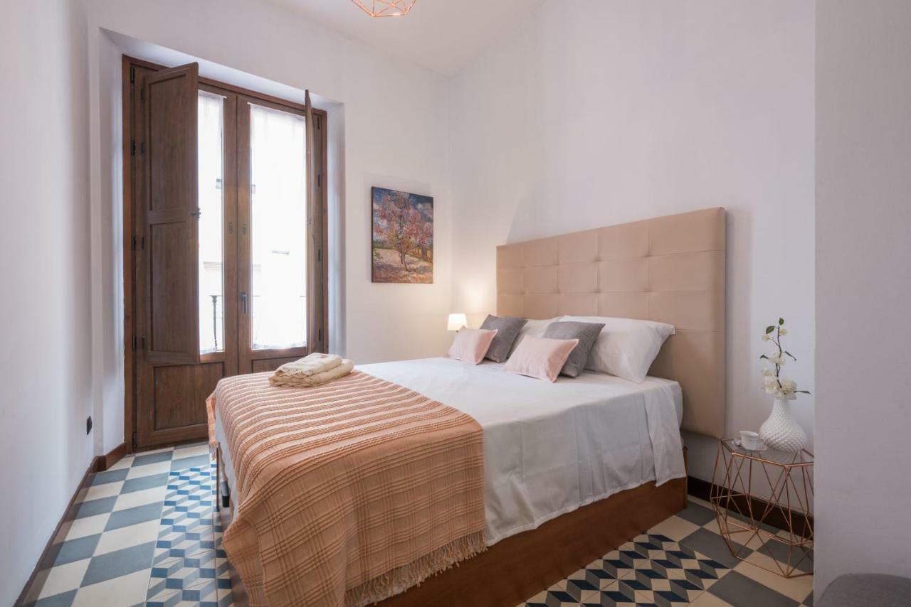 Apartamento El Carmen Málaga Exterior foto